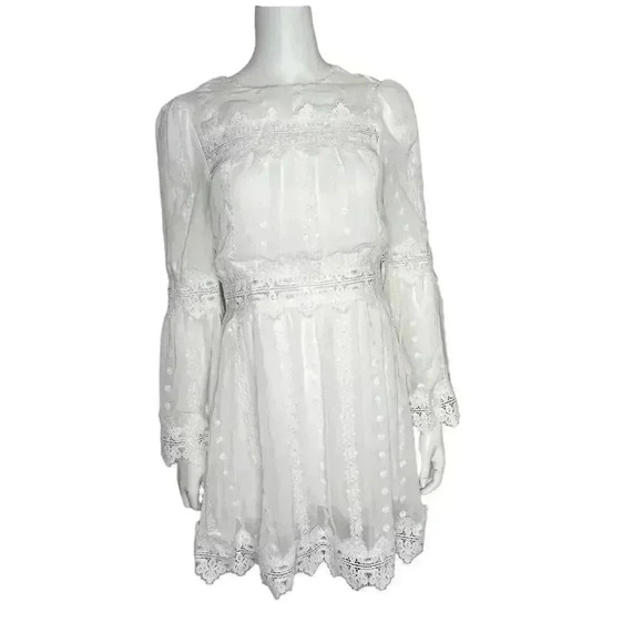 Strut & Bolt White Lace Long Sleeve Bell Sleeves Dress Size M - Picture 2 of 13